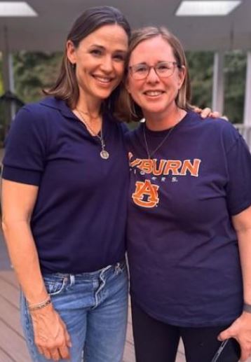 Susannah Kay Garner Carpenter and Jennifer Garner got to spend time with each other during Jennifer’s 36 hours in her hometown